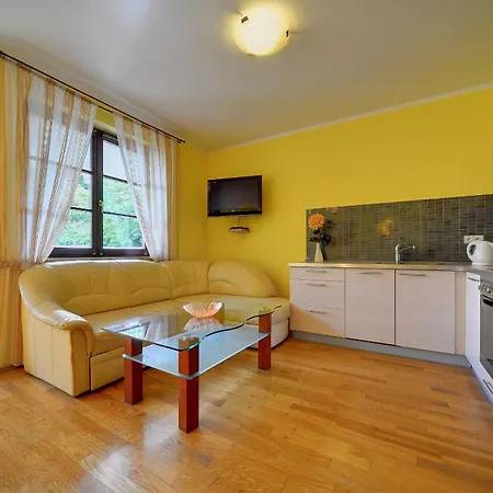 شقة Przytulne Sun Seasons 24 W Karpaczu Z Balkonem By Renters
