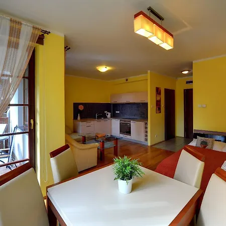 شقة Przytulne Sun Seasons 24 W Karpaczu Z Balkonem By Renters كارباش
